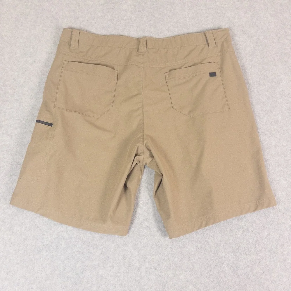 ZeroXposur Mens Performance Cargo Shorts Tan Khaki Stretch Hiking Golf Size 40